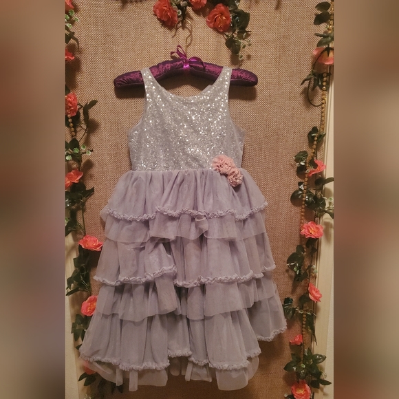 Other - Silver sequence lace dress